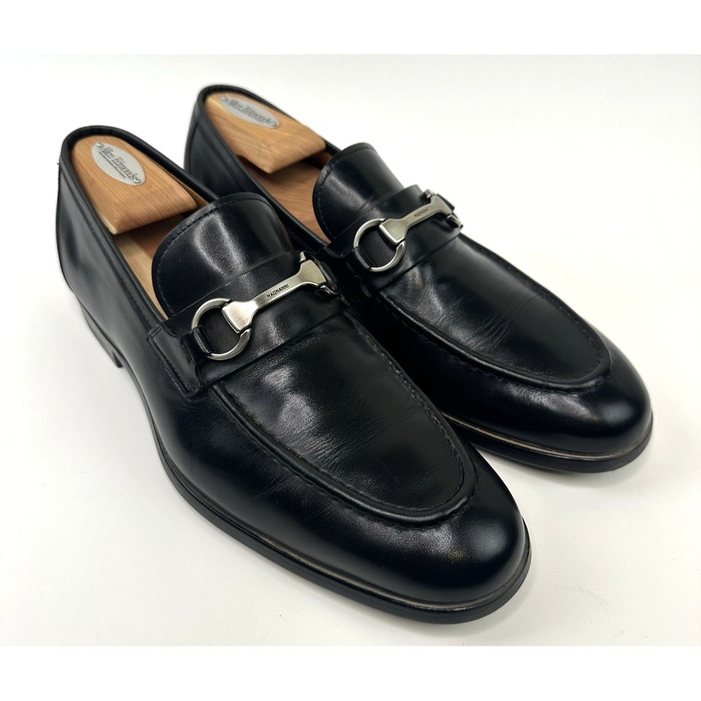 Magnanni Elegant Black Leather Loafers